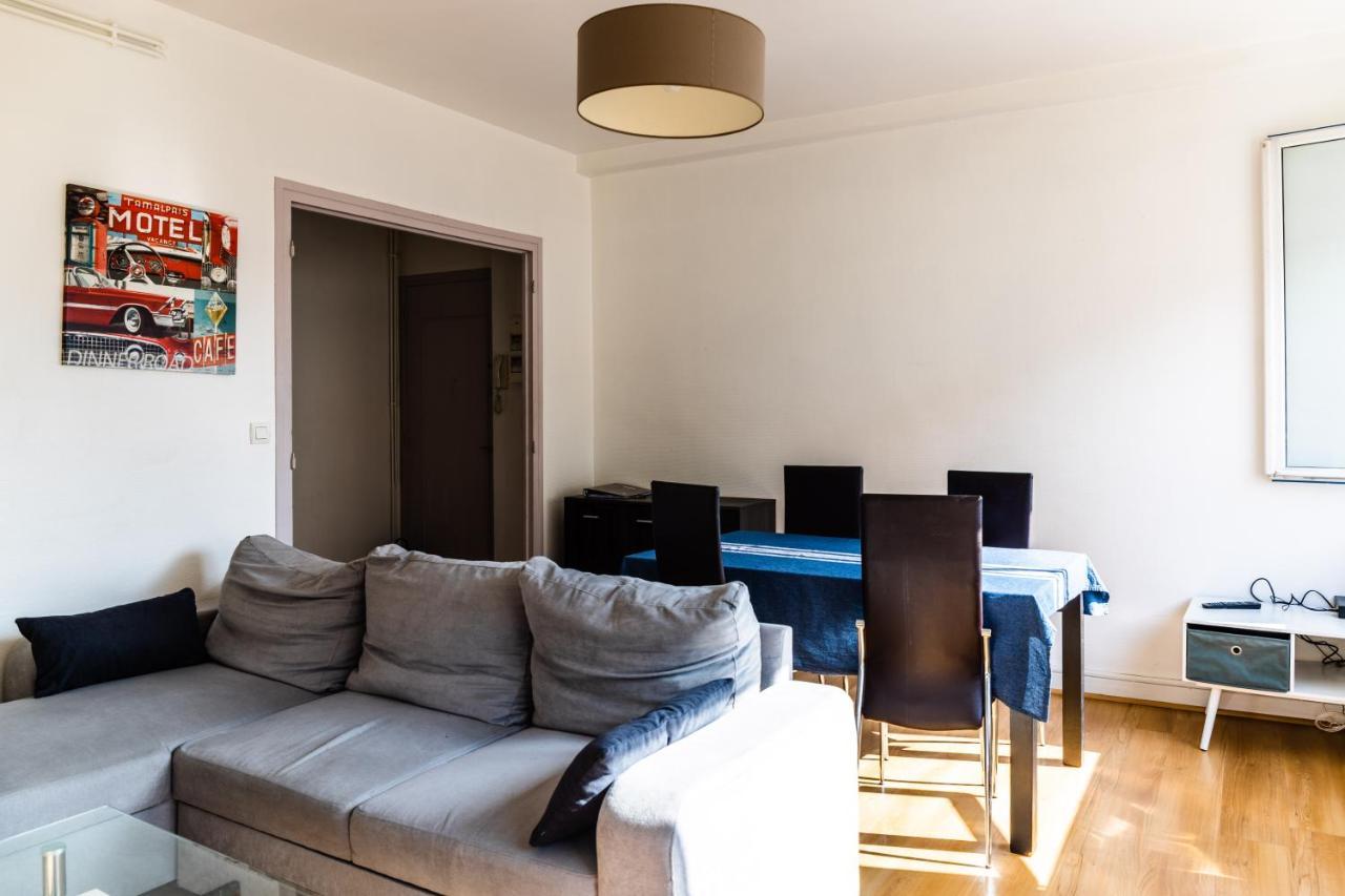 Le Voltaire -2 Chambres- 70M2- Hypercentre-Parking-Wifi Fibre- Nouvelle Literie Tarbes Exterior foto